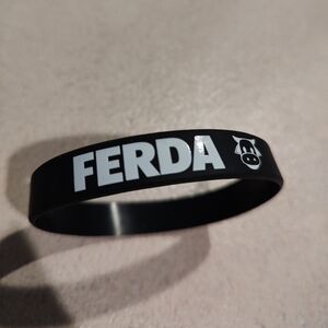 Fashionable silicone rubber bracelet that can be worn by both men and women new